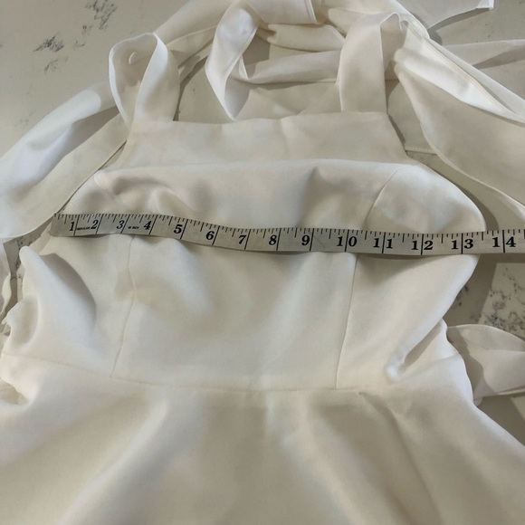 Essue crossbody back sleeveless waist strap flare cream blouse size:S - Picture 14 of 16
